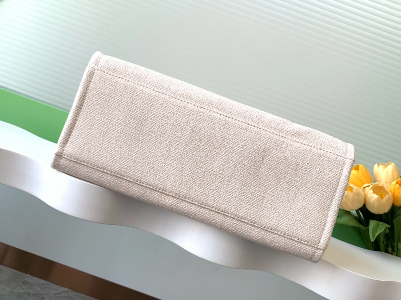 Ch**el shopping bags